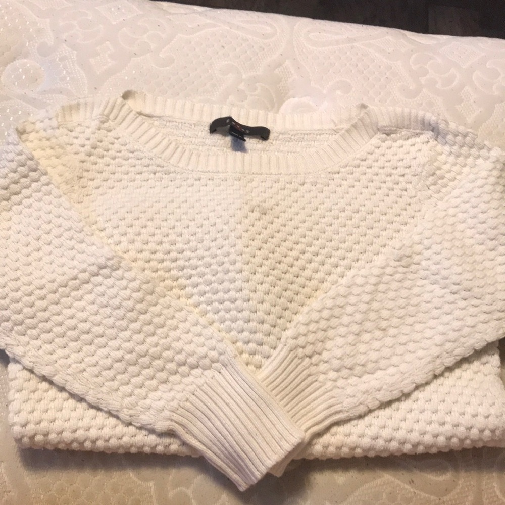 3/4 sleeve sweater